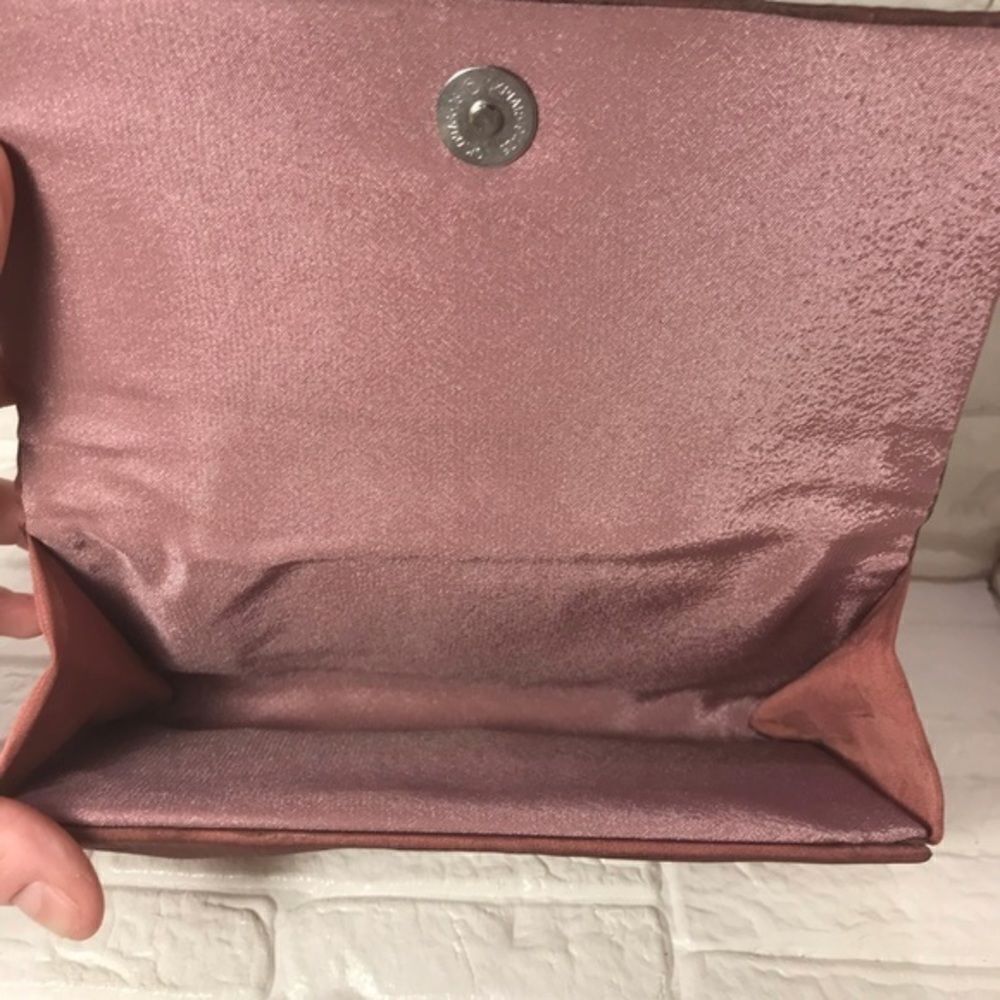 Beautiful wristlet - Picture 3 of 3